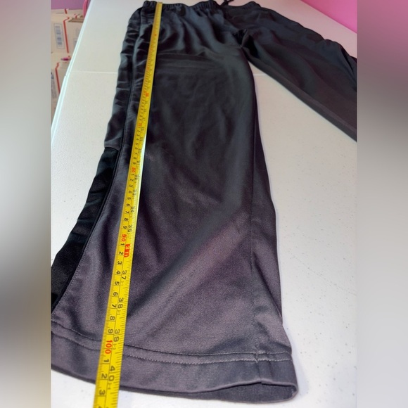 Fila Black Joggers with Drawstring Waistband and Lightweight Design - Picture 9 of 9